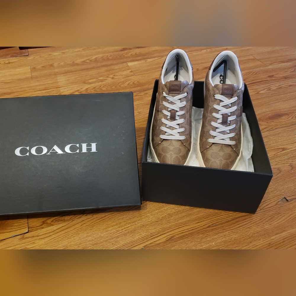 COACH WOMEN'S HIGHLINE SNEAKERS Color is Brown Khaki, Size US 9.5B EU 40NIB
